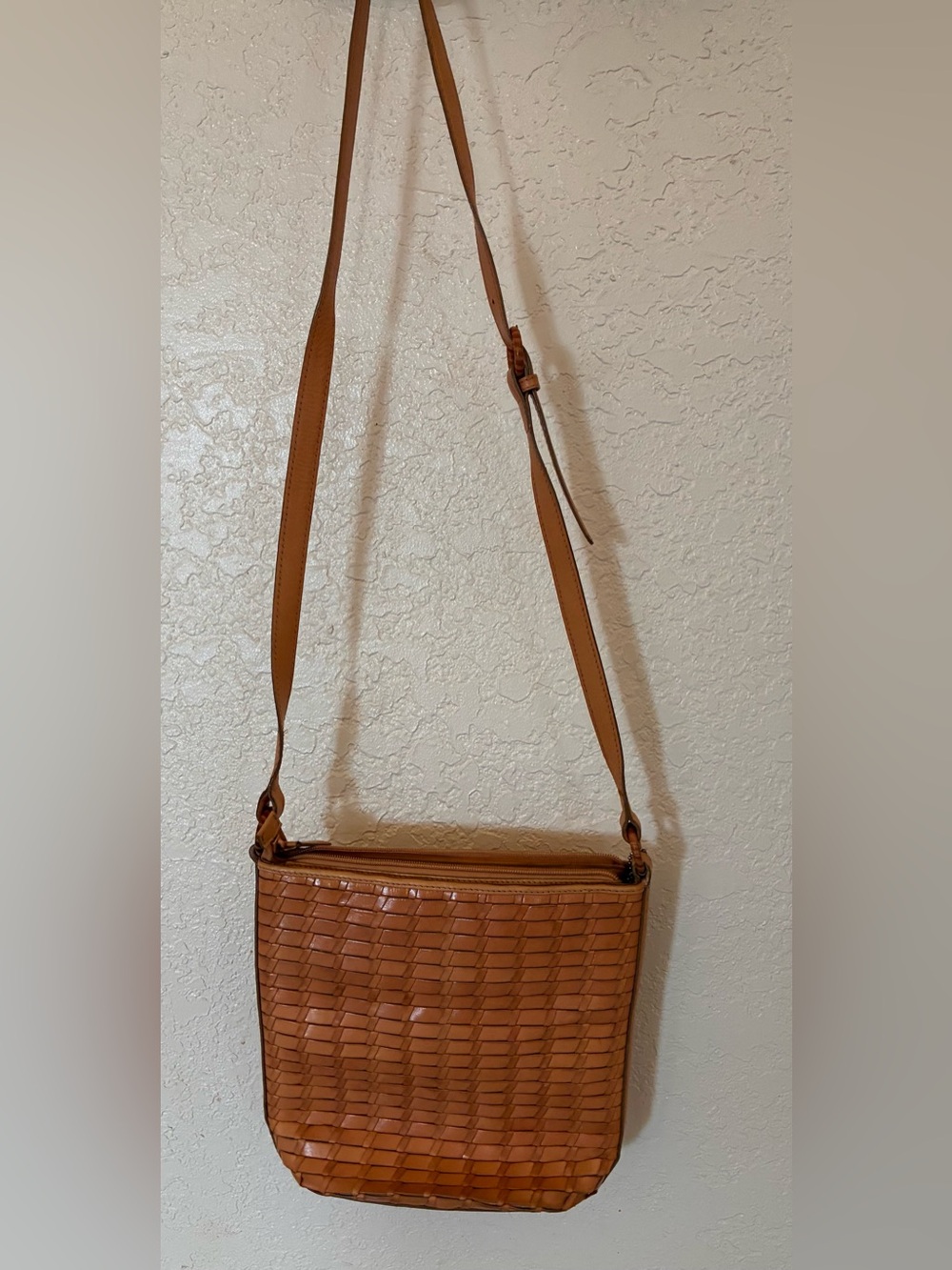 Vintage FOSSIL GENUINE 1954 Woven Honey Leather Shoulder Bag Purse READ